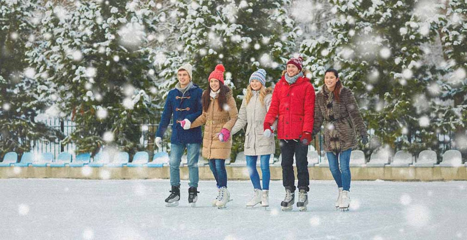 Samen schaatsen, eten en drinken onder de Euromast in Rotterdam. Foto: IJsvrij Park Festival.