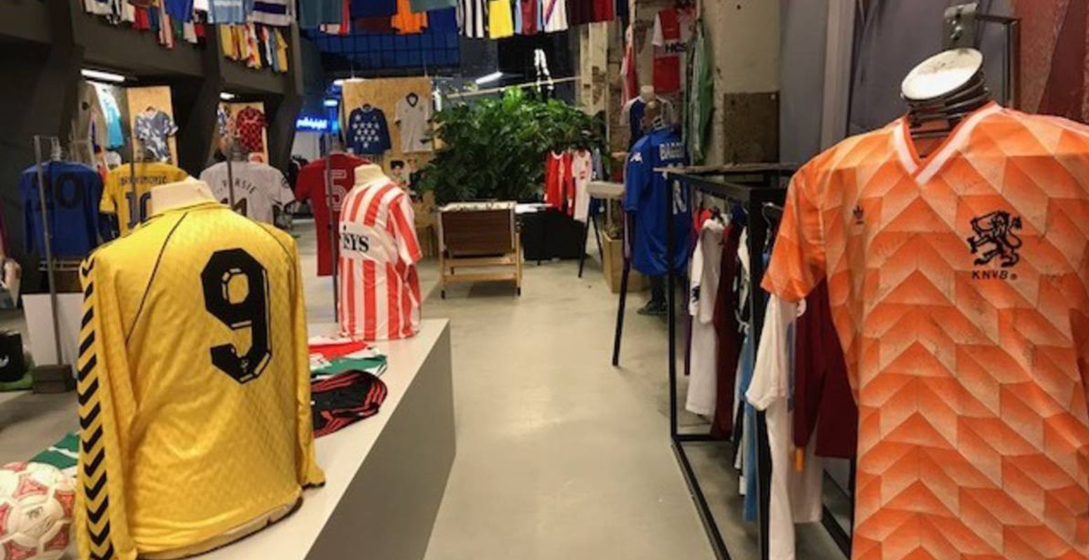 Bijzondere voetbalshirts zien? Dan moet je van 28 tot en met 30 december in Nijmegen zijn. Foto: The Football Factory