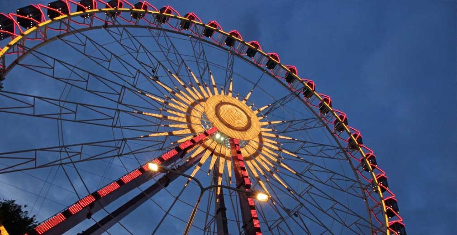 De Tilburgse Kermis is tot na middernacht open. Foto: Tilburgse Kermis.