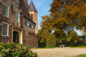 Exclusieve rondleiding _Seizoenen_ Fotobeschhrijving: Kasteel. Foto: (c) Kasteel Hernen.
