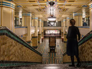 In het midden van de Schatkamer staat de unieke charterkast. Foto: Alphons Nieuwenhuis