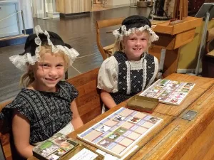 Naar school! Maar dan net als vroeger. Foto: Kijk & Luistermuseum
