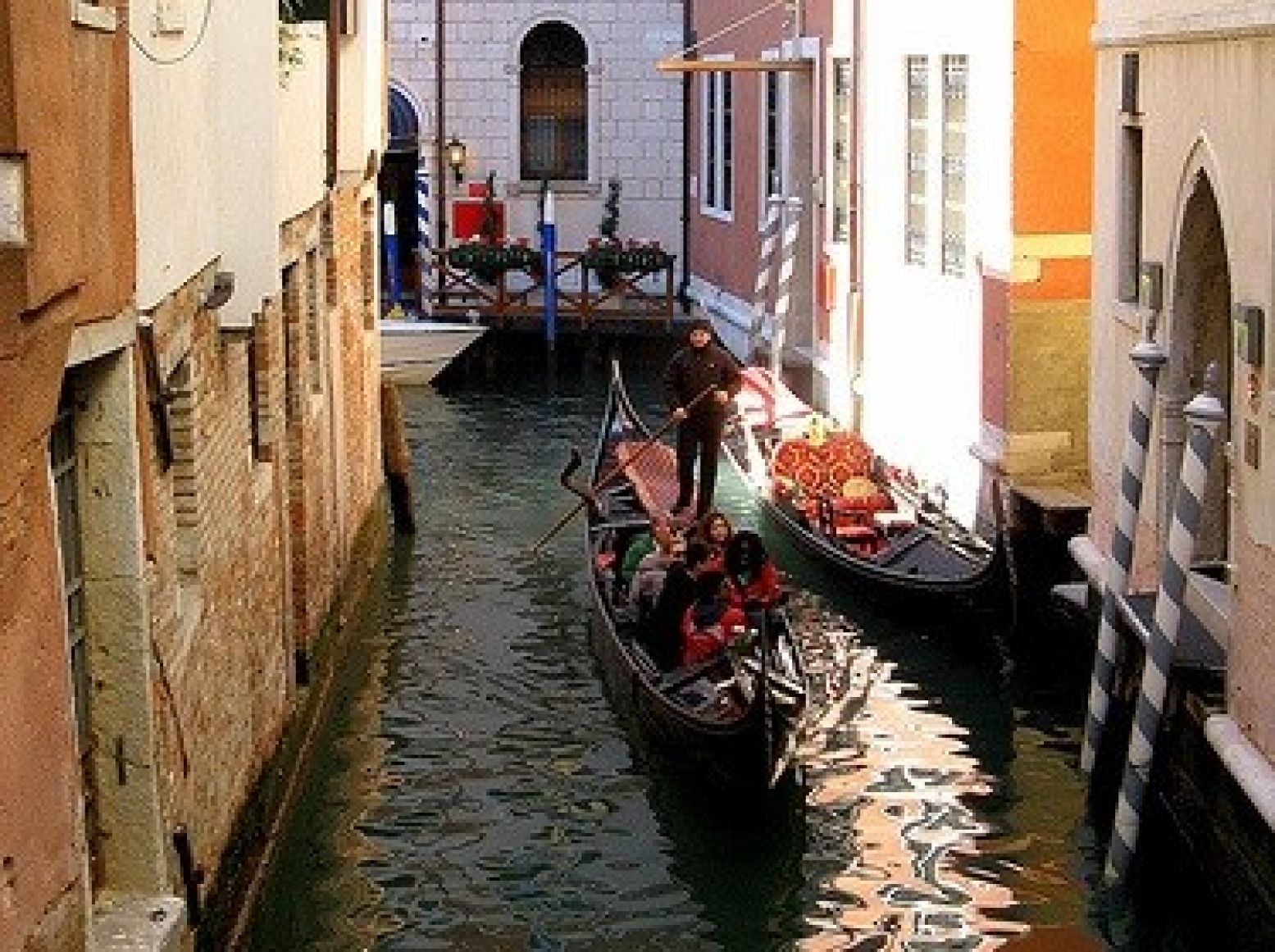Romantiek in de gondel. Waan je in Venetië! Foto:  sxc.hu 