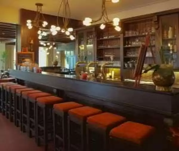 Bar Bar