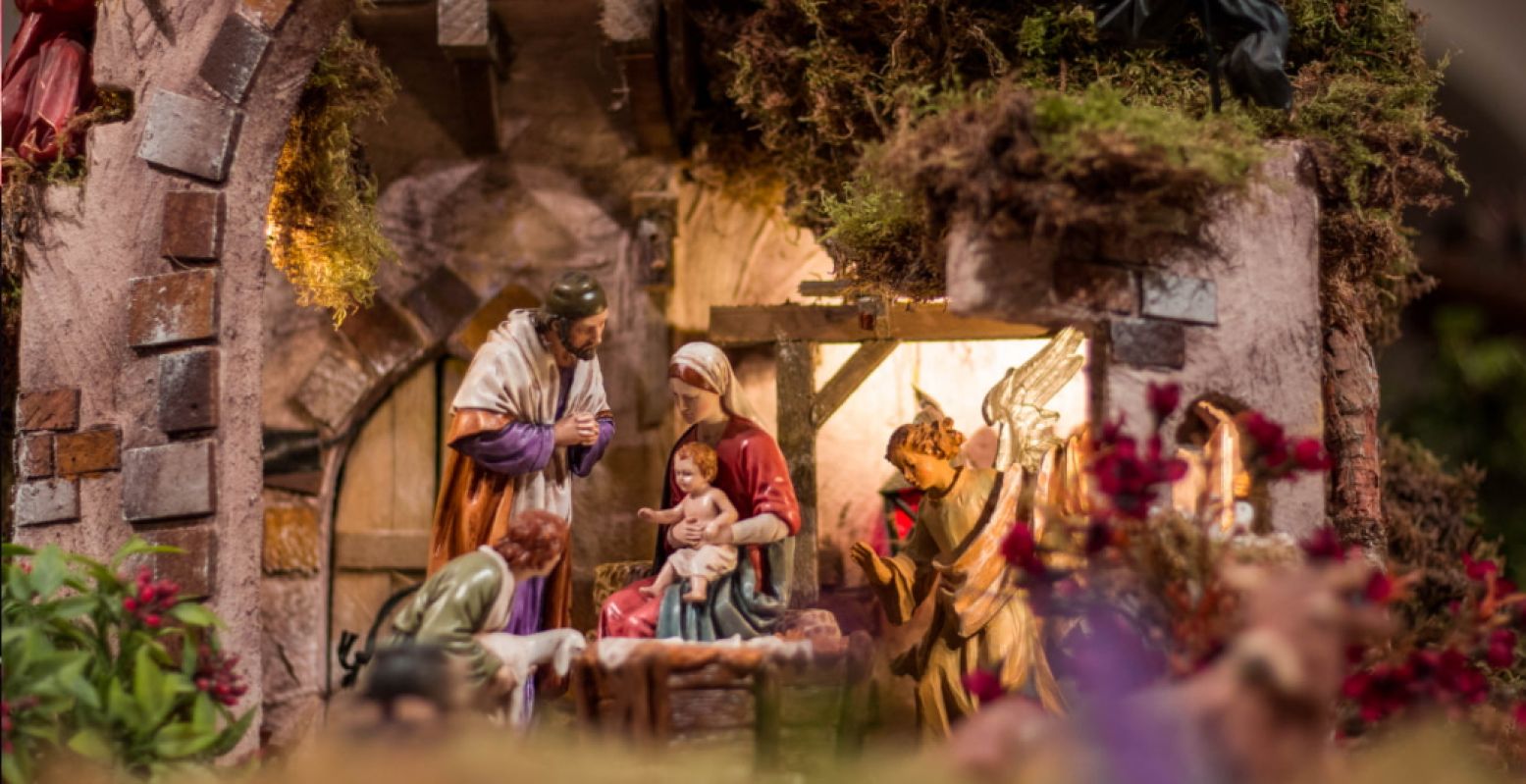 De geboorte van Jezus en veel meer scenes van het kerstverhaal in Feest van Licht. Foto: Museumpark Orientalis