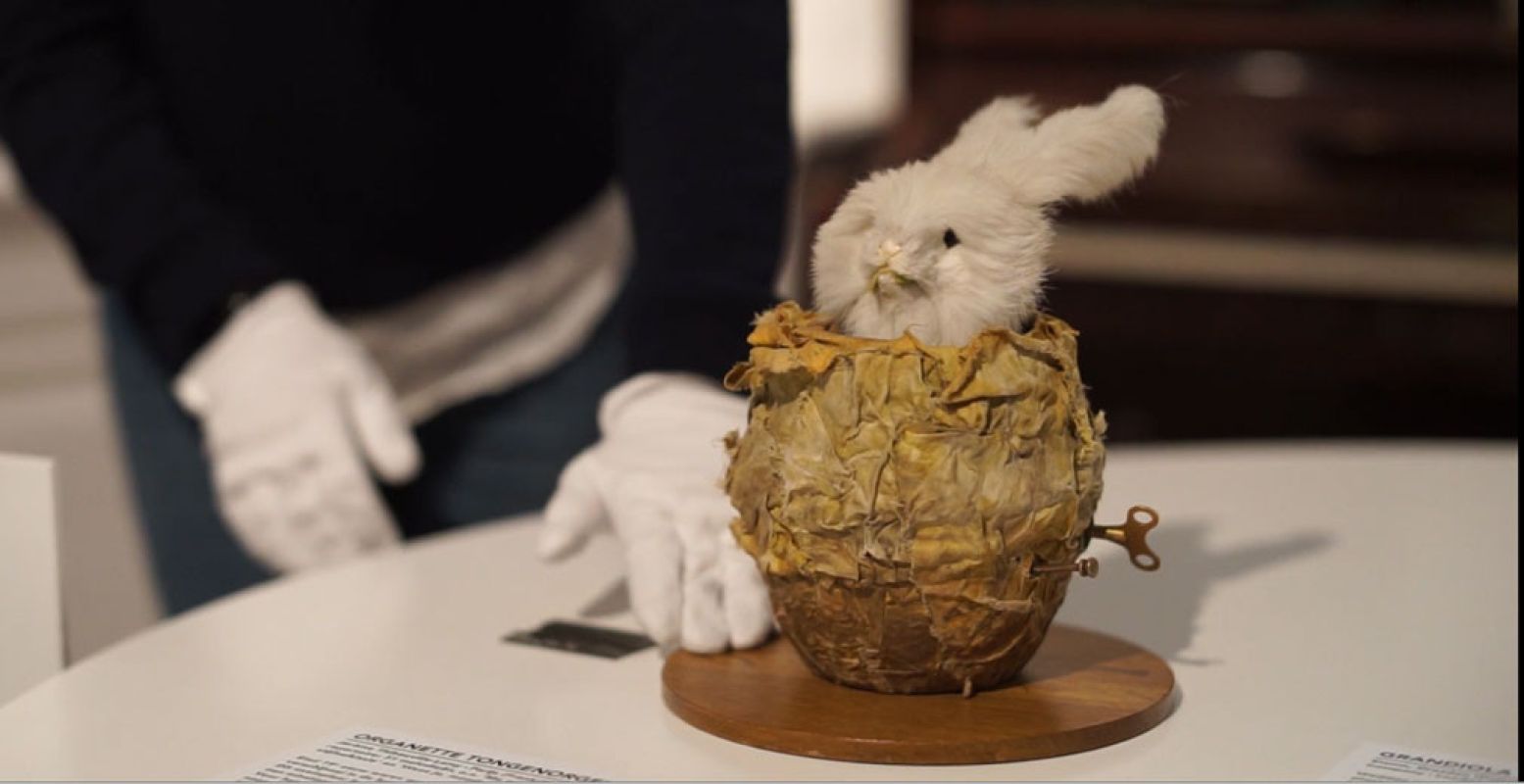 Het favoriete instrument van het museum: een muziekmakend konijntje! Foto: DagjeWeg.NL.