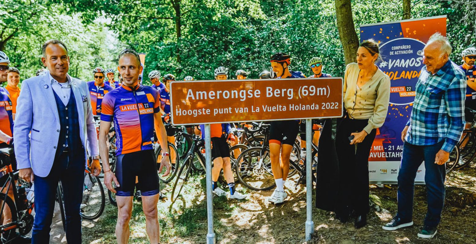 Tijdens de etappe van Den Bosch naar Utrecht komen de renners langs het hoogste punt. Een behoorlijke klim. Foto: © La Vuelta Holanda