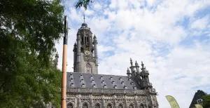 Dagje Middelburg: de leukste adresjes Je kijkt je ogen uit in de binnenstad van het historische Middelburg. Foto: Redactie DagjeWeg.NL