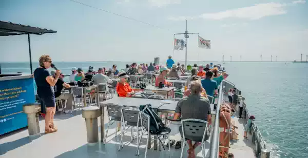 Van deze dagjes uit krijg je een ouderwets vakantiegevoel Zon, zee en je hebt het vakantiegevoel te pakken. Foto: MS Onrust ©