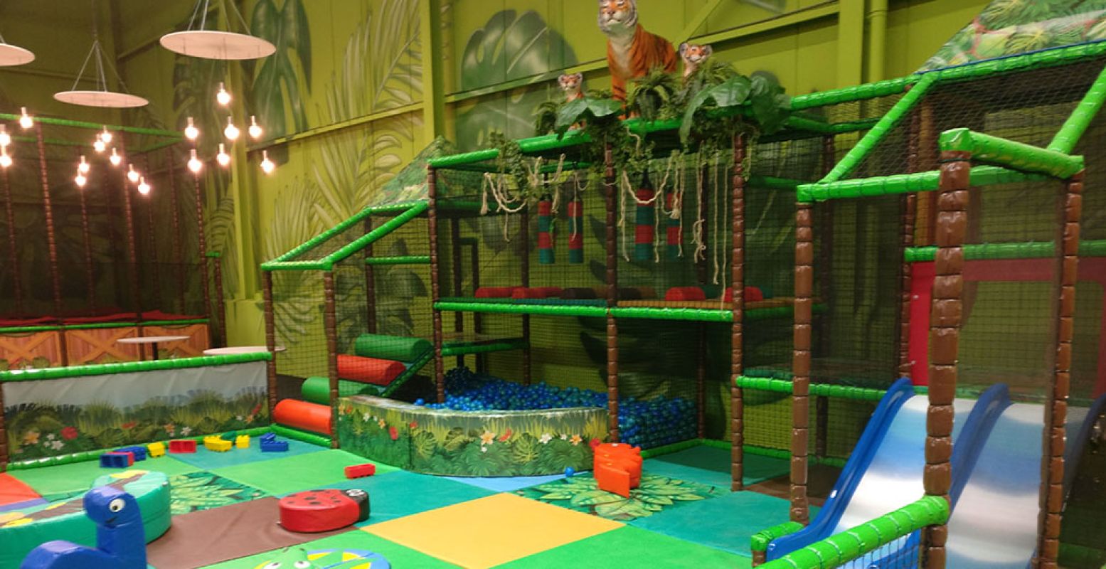Bij veel grote (indoor) speeltuinen hebben ze een apart gedeelte voor peuters en kleuters, zoals bij Monkey Town Heerlen. Foto: Monkey Town Heerlen