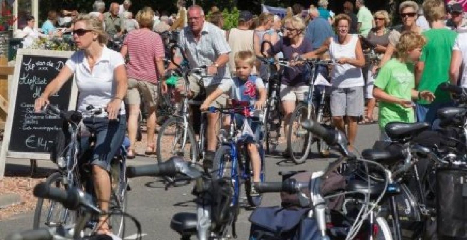 Lekker sportief op de fiets! Foto: Drentse Fiets4Daagse