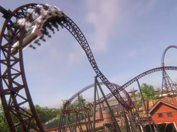 Over de kop in achtbaan Gold Rush. Foto: Attractiepark Slagharen