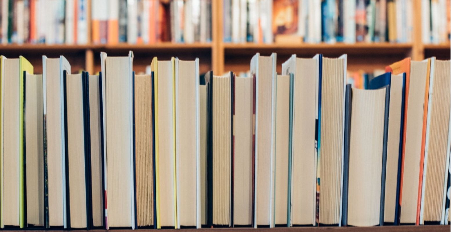 Met je neus in de boeken tijdens de Boekenweek 2020. Foto: Pixabay