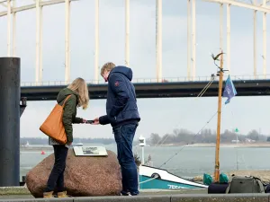 Liberation Route Een audiospot bij de Waalbrug in Nijmegen. Foto: LRE Foundation