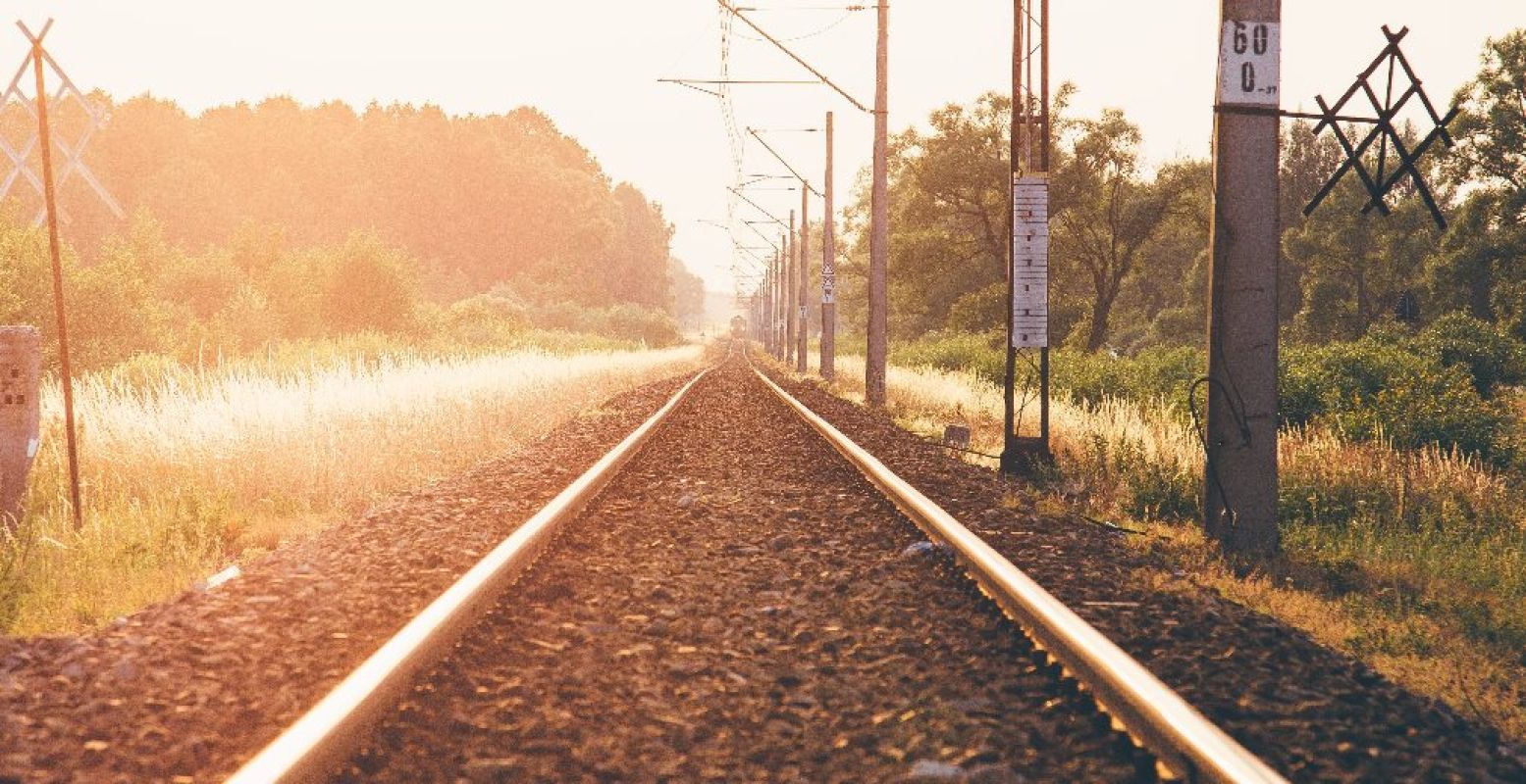 Op reis met trein! Foto: Pexels.com