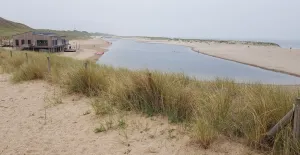 Zon, zee, strand: vier de zomer in de Kop van Noord-Holland! De lagune bij Camperduinen in de Kop van Noord-Holland. Foto: Henk Arendse