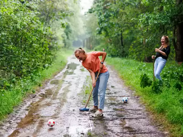 Lekker lachen met Boeren Bosgolf. Foto: Liever Buiten ©