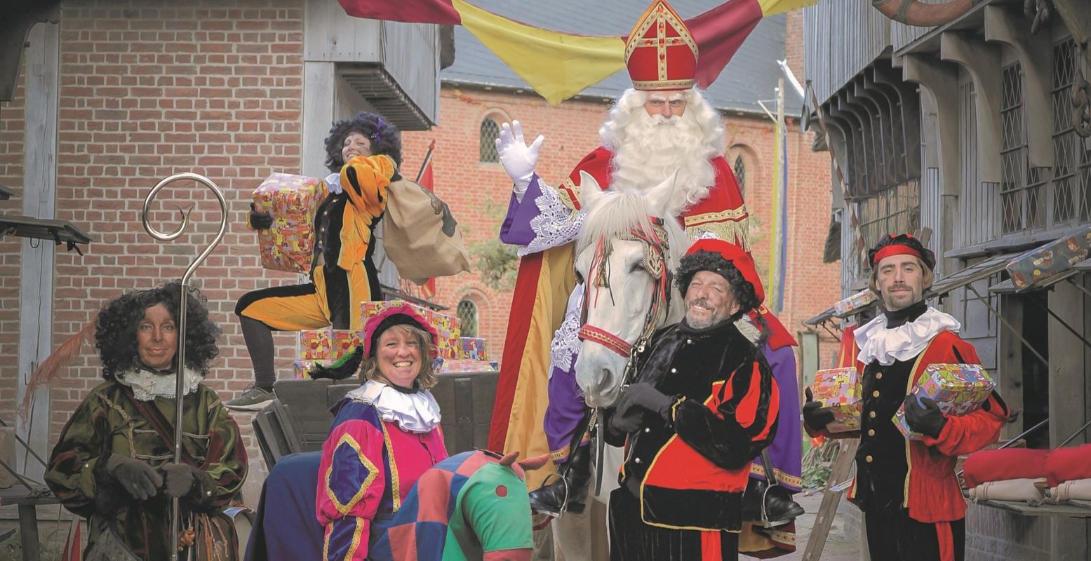 Het is een gezellige boel in de Stad van Sinterklaas. Foto: Museumpark Archeon