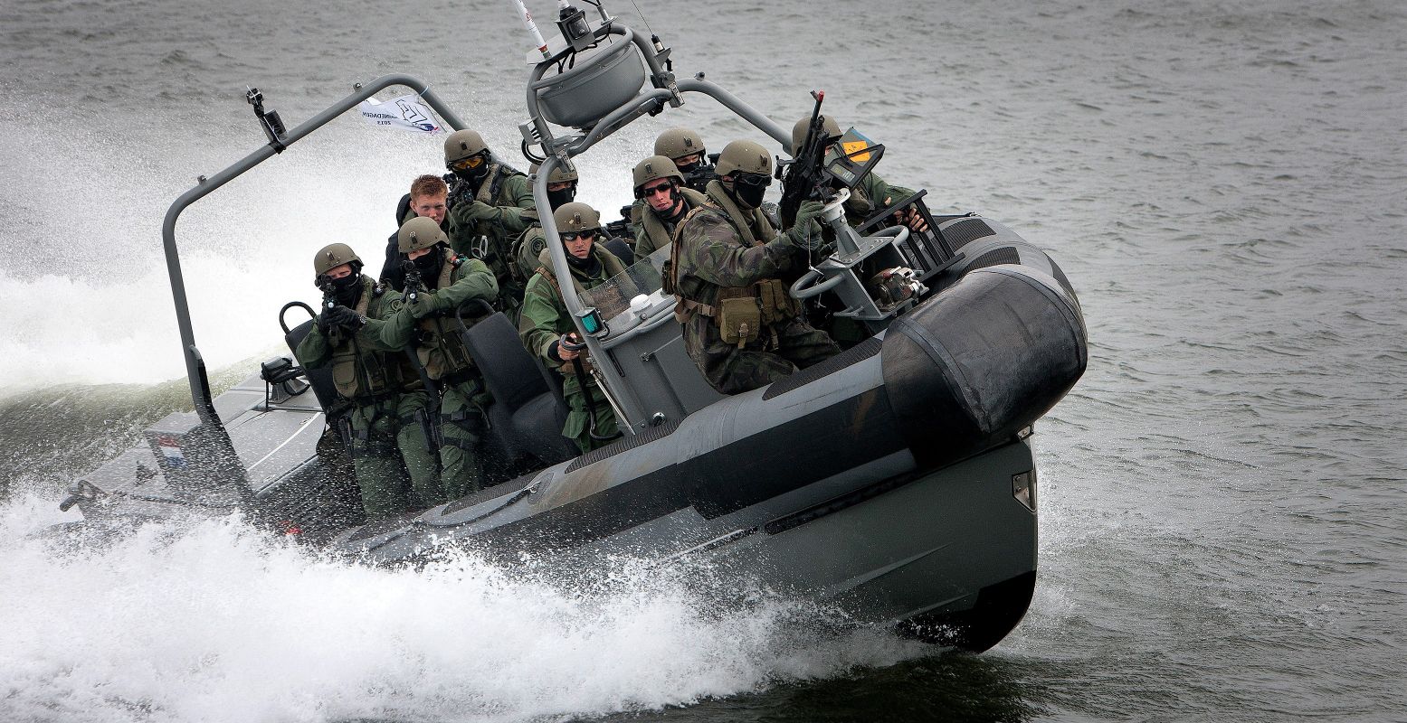 Zie de mariniers aan het werk tijdens de Marinedagen 2023. Zoals in deze razendsnelle FRISC. Foto: Ministerie van Defensie © Gerben van Es