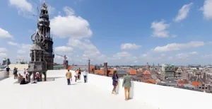 Dakterras rond de toren van de Oude Kerk