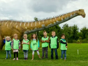 Dinopark Landgoed Tenaxx Zooo lang is hij! Foto: Dinopark Landgoed Tenaxx