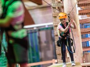 Een klimavontuur voor het hele gezin. Foto: Adventure City Rotterdam.