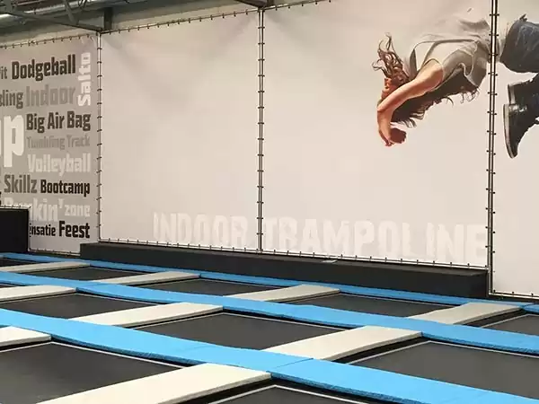 Waag de sprong! Foto: JumpSkillz/ObstacleSkillz Purmerend. Waag de sprong! Foto: JumpSkillz/ObstacleSkillz Purmerend.