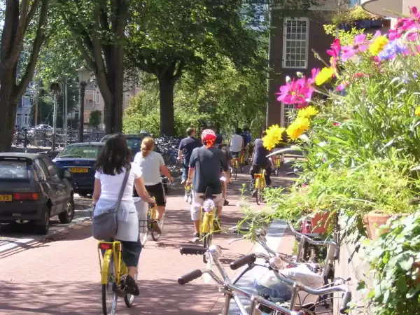Yellow Bike Foto: Yellow Bike Amsterdam © Raakwerk