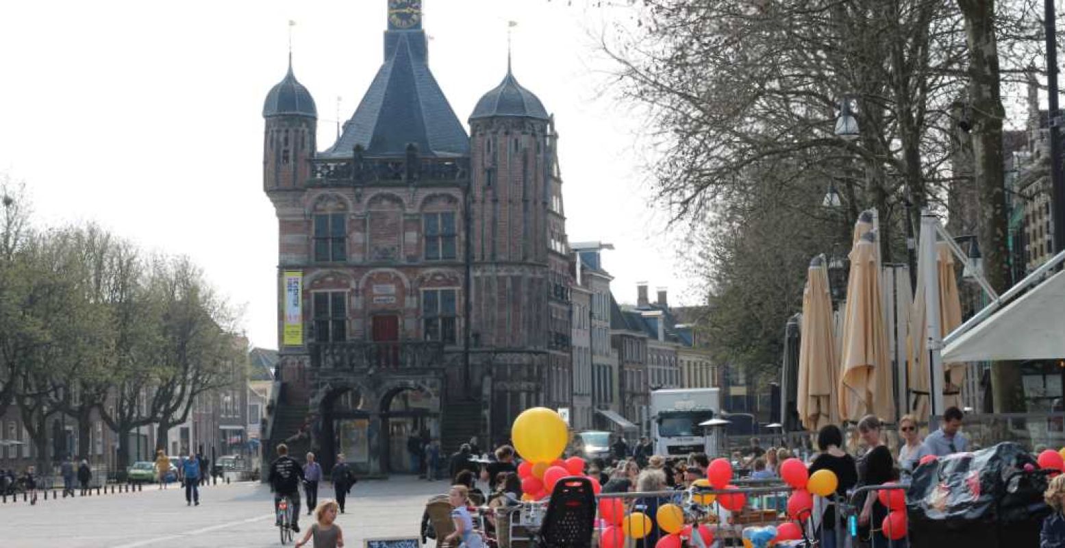 Niet te missen: Museum de Waag op de Brink. Foto: Redactie DagjeWeg.NL