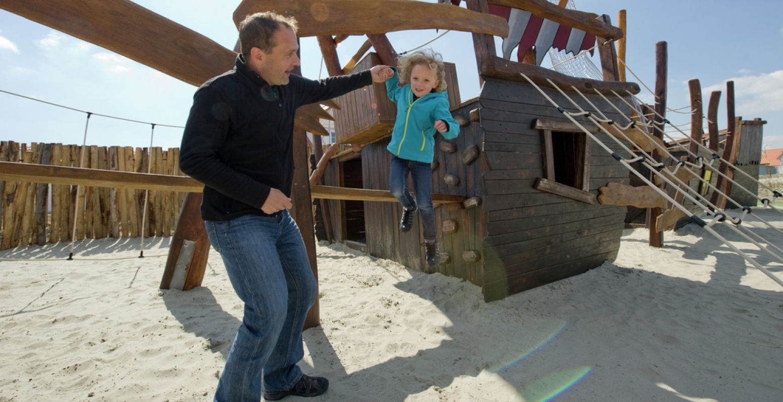 Romantisch met zijn tweetjes of met het hele gezin: in een huisje van Belvilla kom je helemaal bij. Even alleen maar samen genieten! Foto: Belvilla.nl