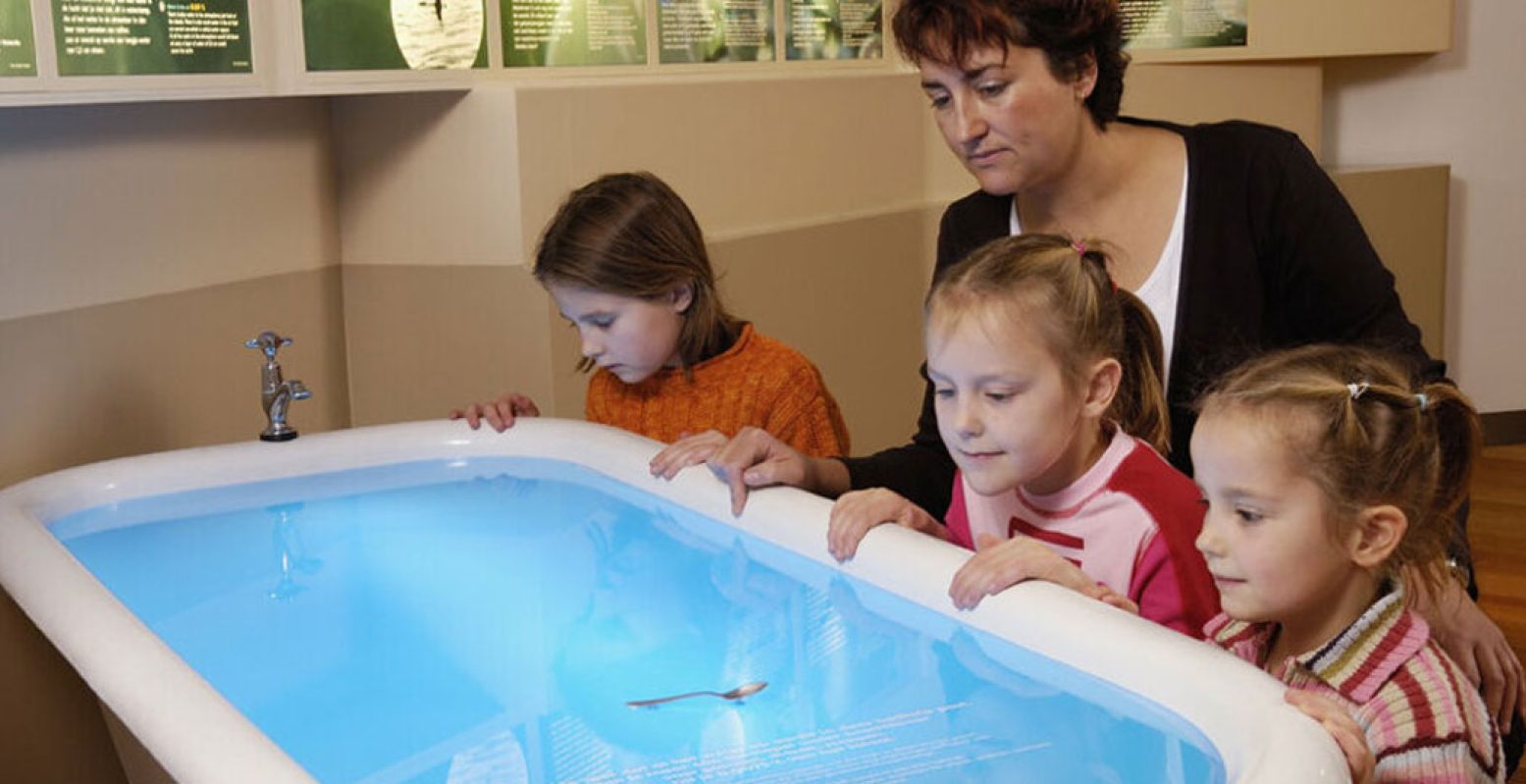 Doe interessante proefjes in het Waterlab in het Nederlands Watermuseum. Foto: Nederlands Watermuseum