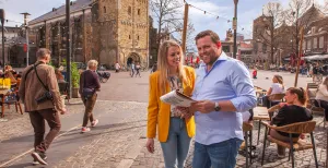 Doen in Enschede: 8 tips voor een gaaf dagje uit De Oude Markt is het hart van het gezellige Enschede. Foto: Enschede Promotie © Rob Baas