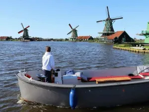 Dutch Boat Tours