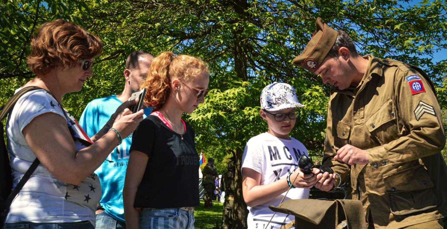 Ontmoet de soldaten in hun kampementen. Foto: Oorlogsmuseum Overloon