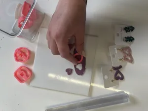 Sips & Crafts Zomerse workshop oorbellen maken Oorbellen maken, foto; Felicia Houbraken