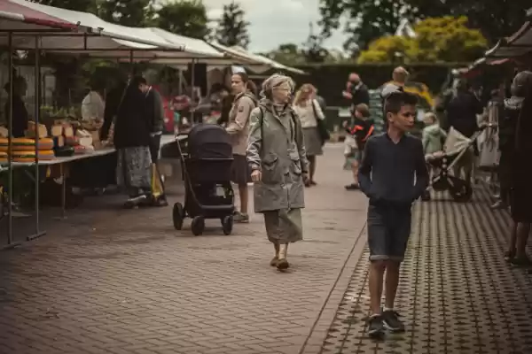 Zomermarkt Ederveen Helpt De Schutse en St. China