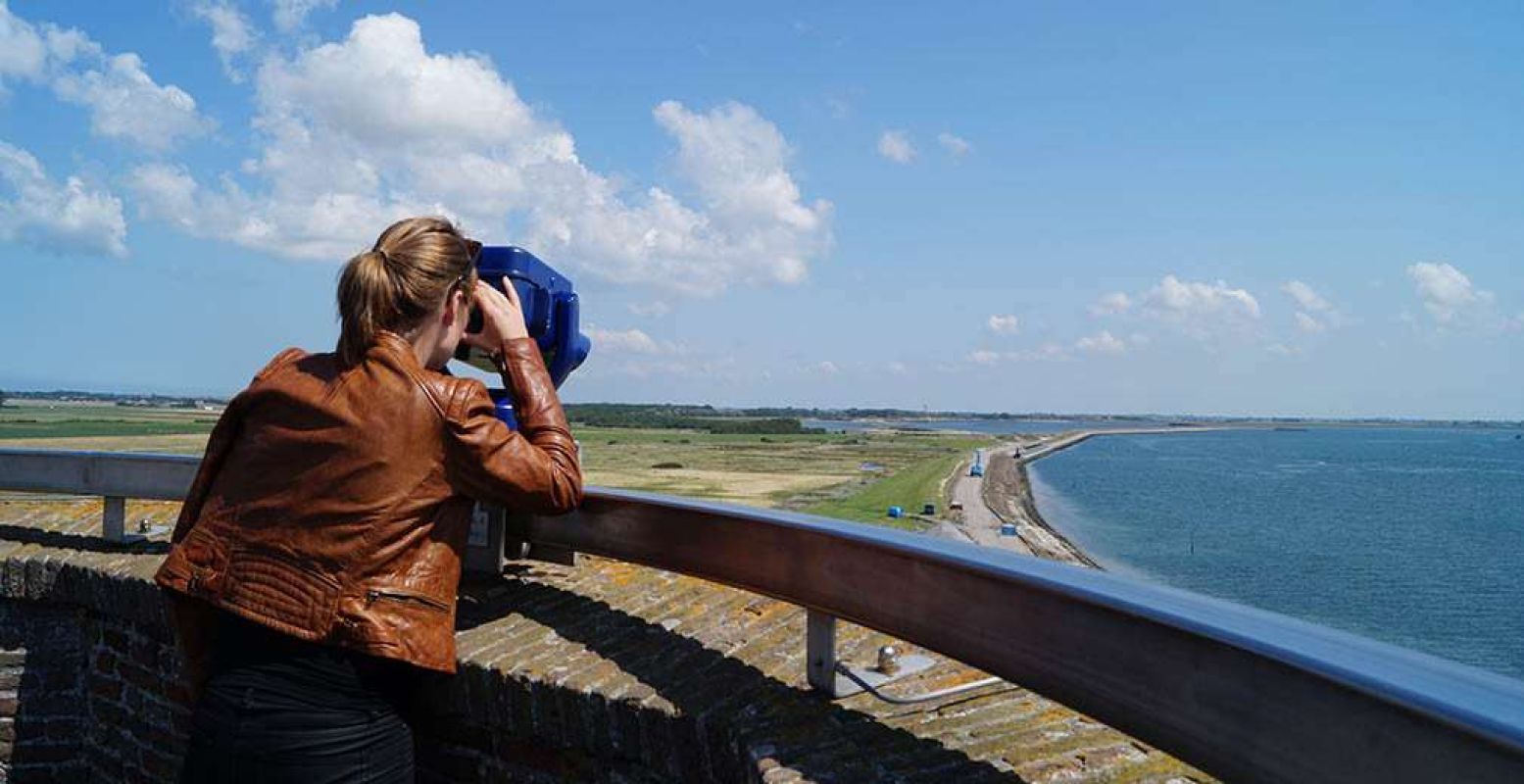 Geniet van de prachtige natuur en mooie uitzichten in Zeeland. Foto: Redactie DagjeWeg.NL.