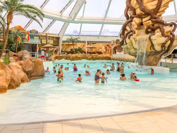 Aqualibi Waterpark Zwem in een prachtig decor. Foto: Aqualibi