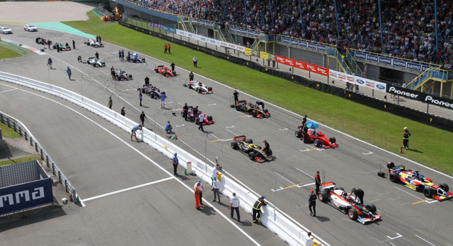 Neem plaats op de tribune van het TT Circuit in Assen. Foto: rechtenvrij, persbericht van GAMMA Racing Day