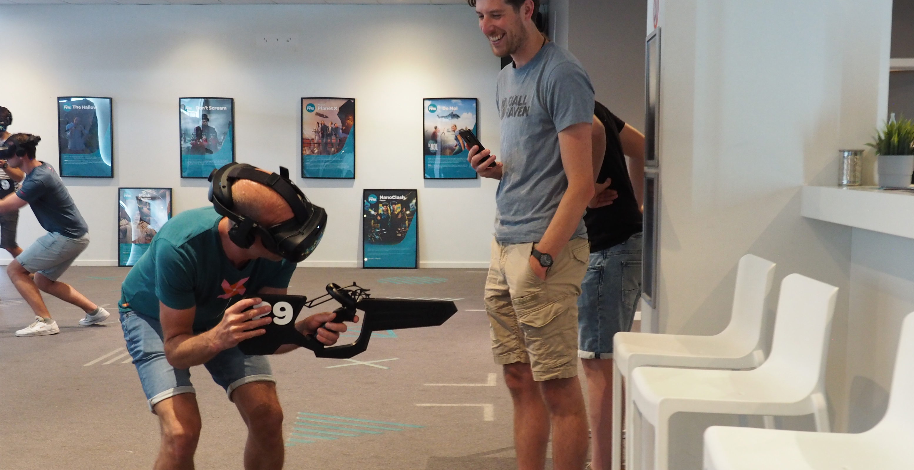 Met een VR-bril op vergeet je even waar je bent. Foto: Redactie DagjeWeg.NL